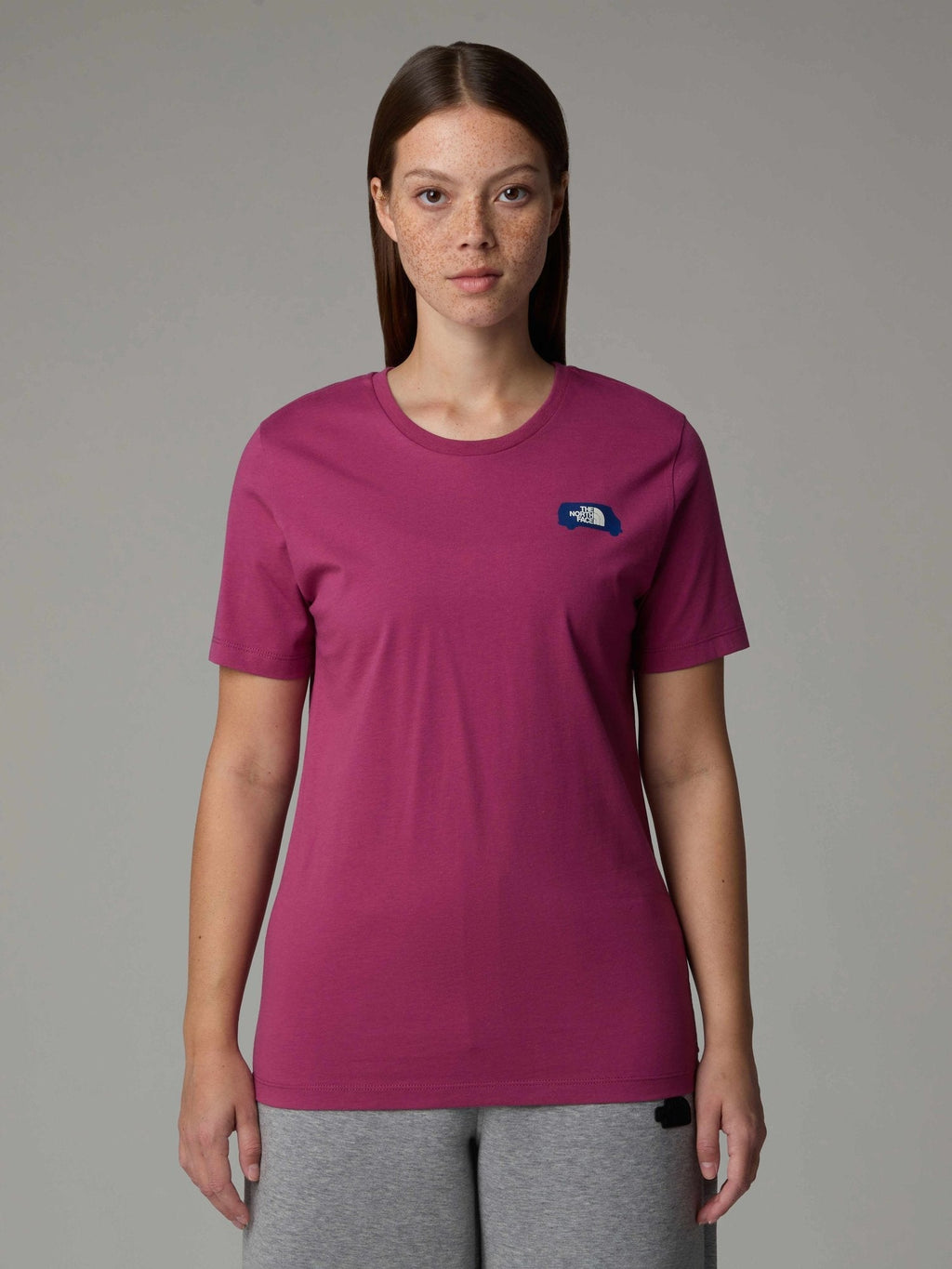 THE NORTH FACE Тениска W SS OUTDOOR TEE