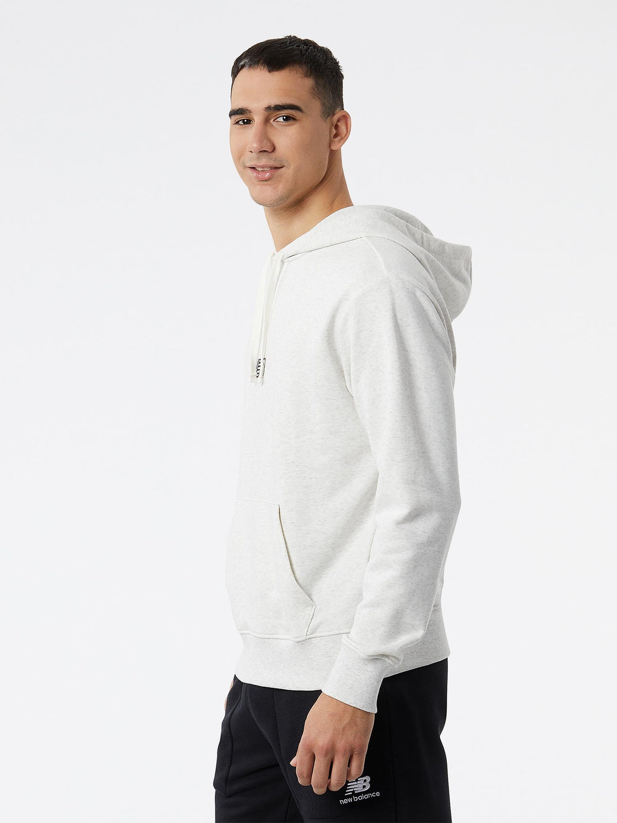 NEW BALANCE Суитшърт ESSENTIALS FLEECE